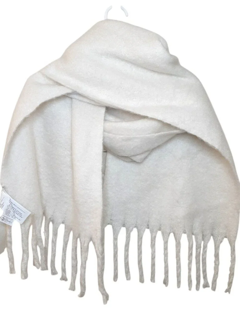 NEW Abercrombie Fitch Scarf White Oversized Fluffy Bulky Oversized Fringed